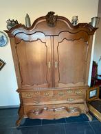 Antieke kast met lades, Ophalen