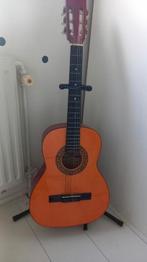 Vintage akoestische gitaar van Stagg inclusief standaard, Muziek en Instrumenten, Snaarinstrumenten | Gitaren | Akoestisch, Ophalen