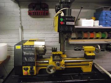 Duitse Saupe draaibank 450 SD met verticale freeskop BF 400 beschikbaar voor biedingen
