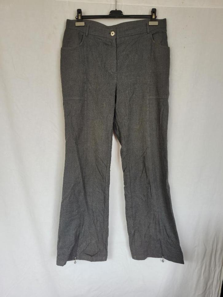 Mooie grijze broek mt L merk Samoon, Kleding | Dames, Broeken en Pantalons, Zo goed als nieuw, Maat 42/44 (L), Grijs, Lang, Ophalen of Verzenden