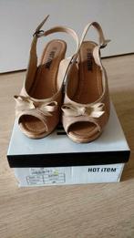 Hot item Beige sleehak maat 38 nieuw, Ophalen, Nieuw, Beige