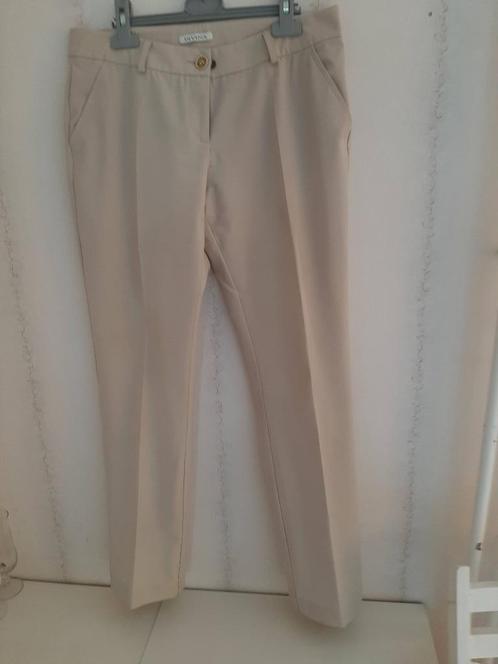 zandkleurige broek merk DAVINA maat 40, Kleding | Dames, Broeken en Pantalons, Zo goed als nieuw, Maat 38/40 (M), Beige, Lang