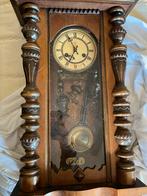 Antieke Wandklok met Paardenbeeld - niet werkend, Antiek en Kunst, Antiek | Klokken, Ophalen