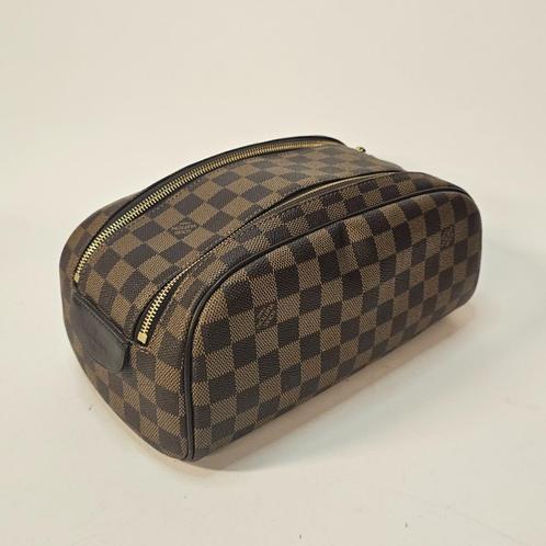 Louis Vuitton Monogram Trousse de Toilette King Size 2019, Antiek en Kunst, Kunst | Designobjecten