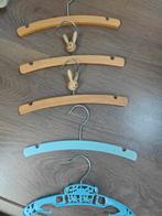 Kinder kledinghangers set, Ophalen of Verzenden, Gebruikt, Hout, Kinderen