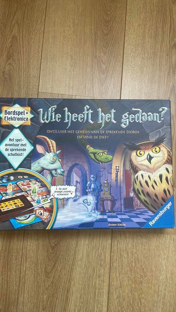 Wie heeft het gedaan? Bordspel, Hobby en Vrije tijd, Gezelschapsspellen | Bordspellen, Zo goed als nieuw, Drie of vier spelers