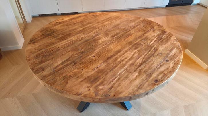 Robuuste ronde houten tafel - handgemaakt, Huis en Inrichting, Tafels | Eettafels, Zo goed als nieuw, 100 tot 150 cm, 150 tot 200 cm