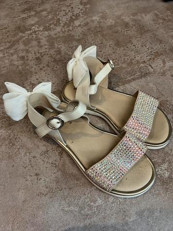 BABYWALKER sandalen met strass maat 26  origineel zgan beschikbaar voor biedingen