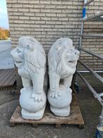 2 marmeren leeuwen 1000 kg stuk ongeveer, Tuin en Terras, Ophalen of Verzenden, Zo goed als nieuw, Steen
