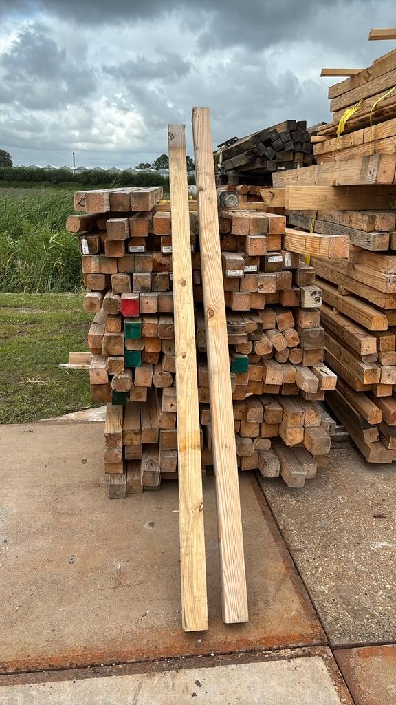 Gebruikte balken klaar voor de 2e ronde, Tuin en Terras, Palen, Balken en Planken, Zo goed als nieuw, Balken, 180 tot 250 cm, Ophalen of Verzenden