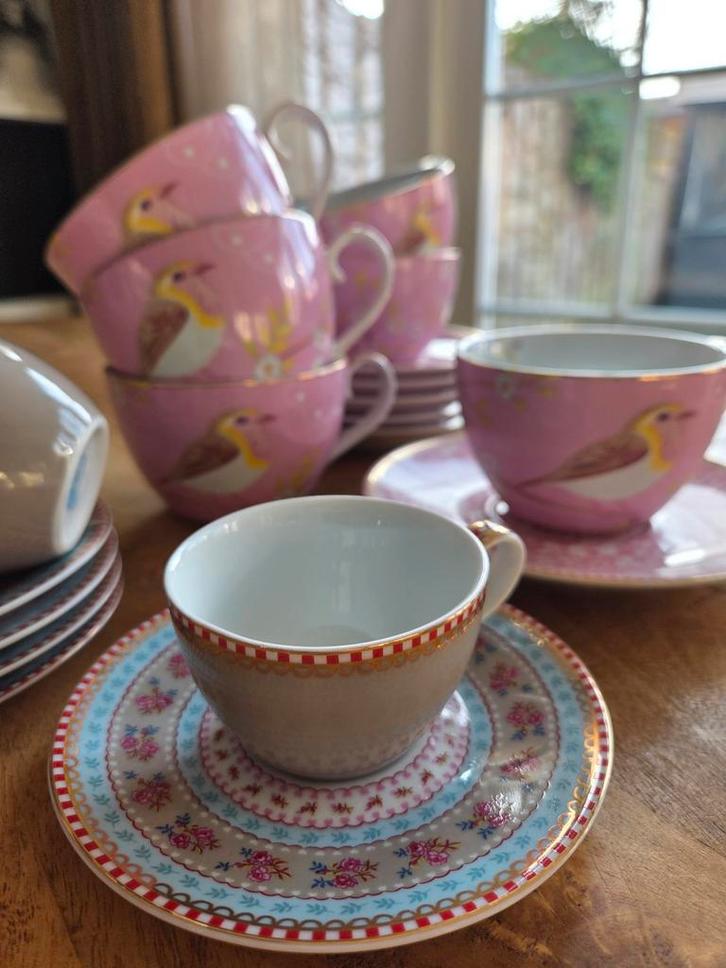 PiP home kopjes en schotels koffie en expresso, Verzamelen, Porselein, Kristal en Bestek, Zo goed als nieuw, Kop en/of schotel