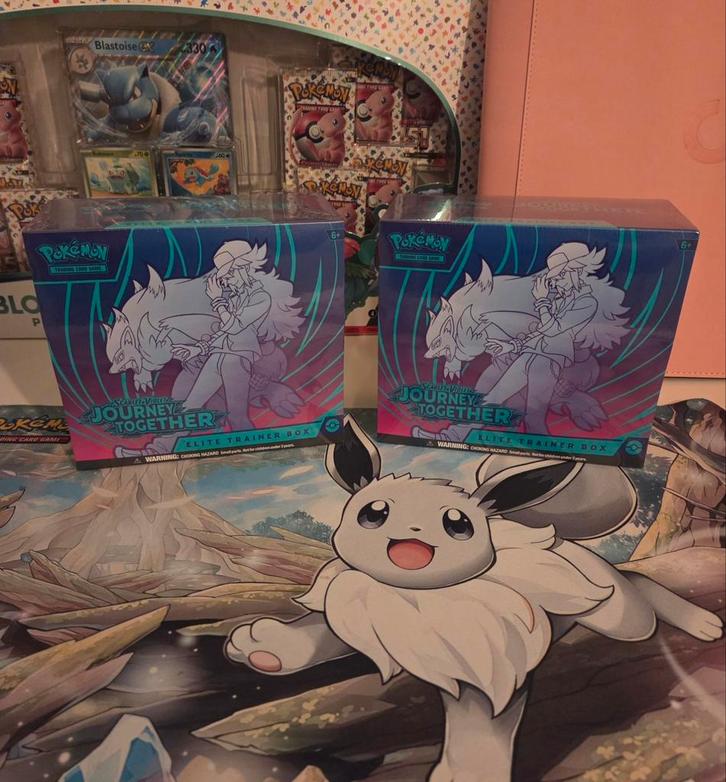 2x Pokémon Scarlet & Violet Journey Together ETB, Hobby en Vrije tijd, Verzamelkaartspellen | Pokémon, Nieuw, Boosterbox, Ophalen of Verzenden