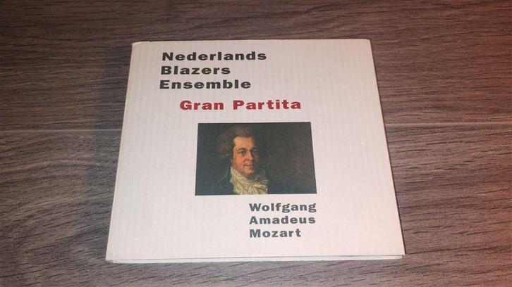 Nederlands Blazers Ensemble - Gran Partita [SACD], Cd's en Dvd's, Cd's | Klassiek, Zo goed als nieuw, Orkest of Ballet, Classicisme