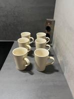 6 bekers met oorjes  (lichtgeel) voor €4, Huis en Inrichting, Keuken | Servies, Ophalen, Zo goed als nieuw, Overige stijlen, Overige typen