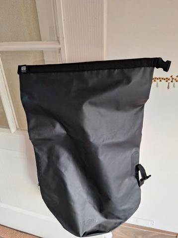 Zwarte Vasad Rugtas 30L Orgineel! beschikbaar voor biedingen