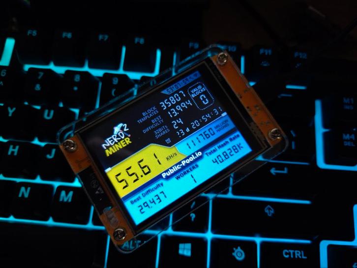 Nerdminer CYD | Bitcoin miner | Desktop Ornament, Computers en Software, Overige Computers en Software, Nieuw, Verzenden