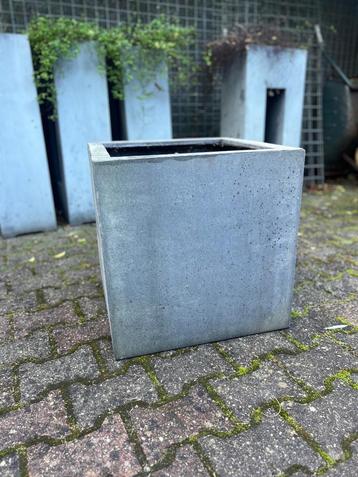 Plantenbak vierkant 50x50x50 cm Antraciet  beschikbaar voor biedingen
