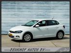 Volkswagen Polo 1.0 TSI Park Sensoren Business Carplay Navi, Voorwielaandrijving, Adaptive Cruise Control, Gebruikt, Wit
