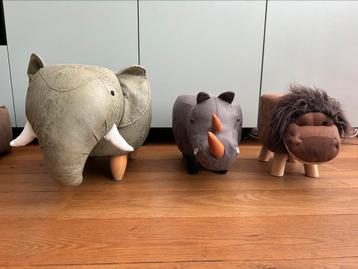 Dierenpoefjes (prijs per set, ook per stuk te koop) beschikbaar voor biedingen