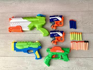 5 (Nerf) waterpistolen en kinderpistolen met pijltjes beschikbaar voor biedingen