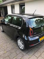 Volkswagen  high up! 1.0 44KW 5-DRS 2018 Zwart, Auto's, Voorwielaandrijving, Stof, 4 stoelen, Zwart