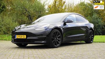 Tesla Model 3 Long Range AWD 75 kWh Black edition beschikbaar voor biedingen