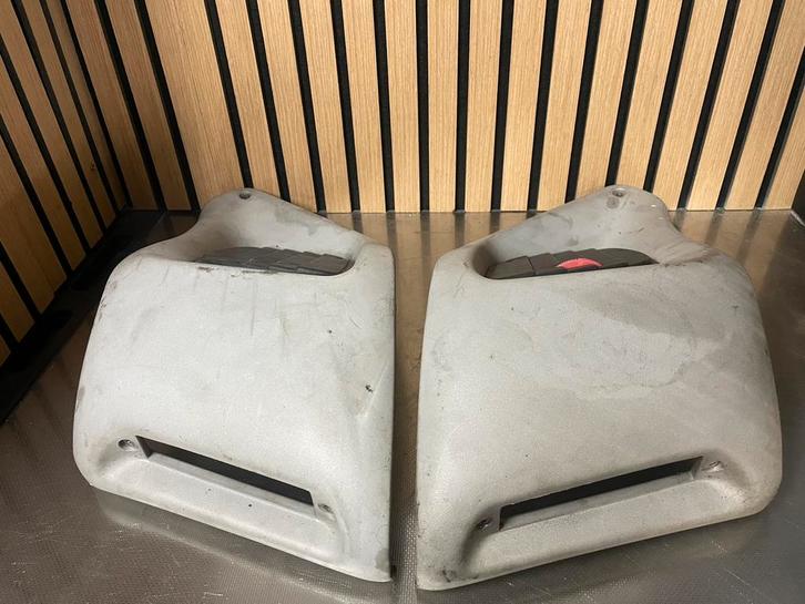 Gilera runner radiateur roosters / kappen, Motoren, Tuning en Styling, Ophalen