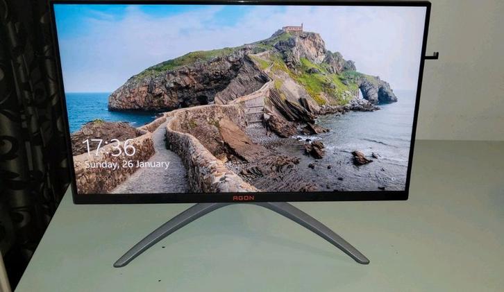 AOC Gaming Monitor, Computers en Software, Monitoren, Zo goed als nieuw, 151 t/m 200 Hz, Gaming, Draaibaar, IPS, Quad HD (2K)