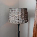 Rotan lampekap, Ophalen, 25 tot 50 cm, Rond, Zo goed als nieuw