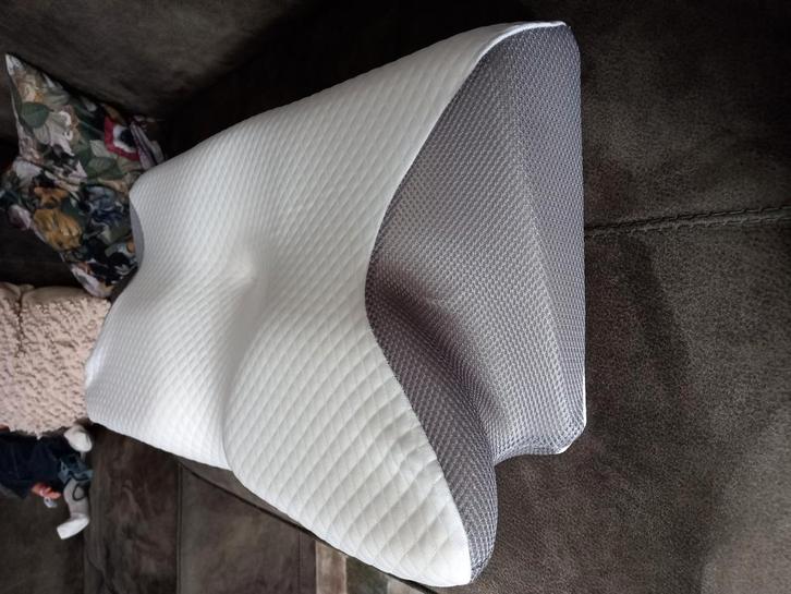 hoofdkussen / nekkussen, Huis en Inrichting, Slaapkamer | Beddengoed, Nieuw, Kussen, Eenpersoons, Wit, Ophalen of Verzenden