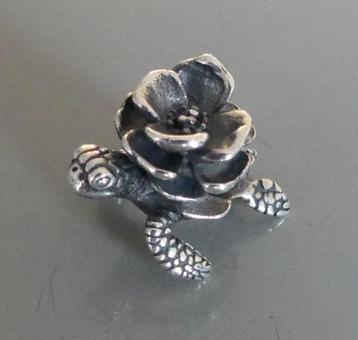 Trollbeads SCHILDPADBLOEM (People's Bead 2019) beschikbaar voor biedingen