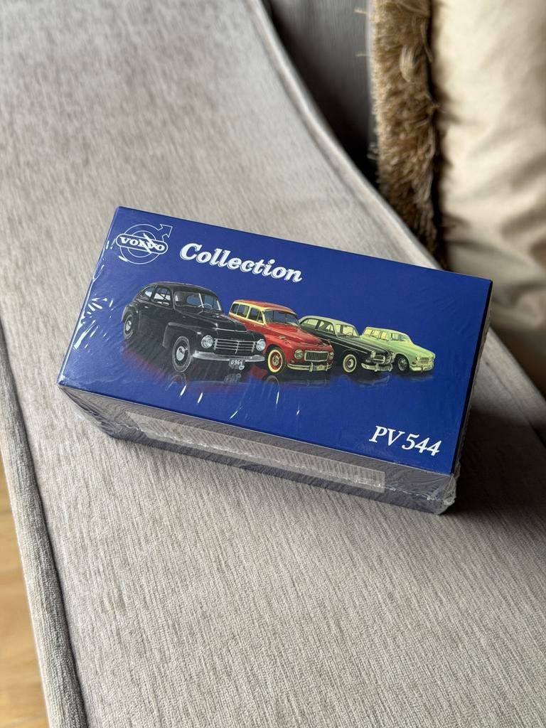 Volvo PV544 1:43 Atlas – Nieuw & geseald – Volvo collection, Ophalen of Verzenden, Nieuw, Auto, Overige merken
