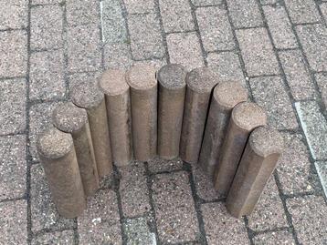 Palissaden paaltjes 8x35 cm 73 stuks (5,84 strekkende meter) beschikbaar voor biedingen