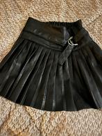 Stoere rok met gesp - maat 8 jaar, Kinderen en Baby's, Kinderkleding | Maat 134, Ophalen of Verzenden, Zo goed als nieuw, Meisje