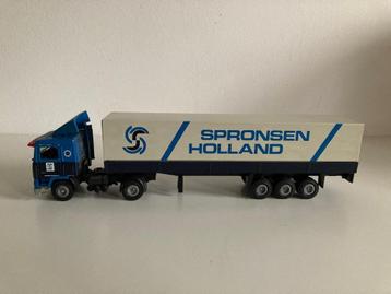 schaalmodel vrachtwagen Volvo Spronsen Holland Tekno 1:50 beschikbaar voor biedingen