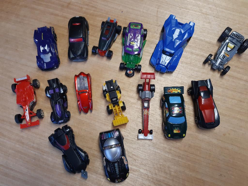 Partijtje 15 Speelgoedautootjes oa Hot Wheels Mattel McD, Ophalen of Verzenden, Gebruikt