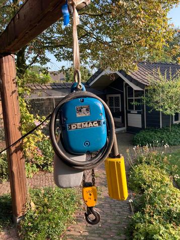 DEMAG takel 500 kg beschikbaar voor biedingen
