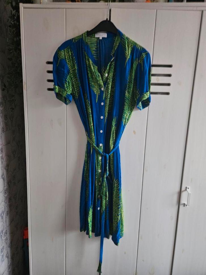Fabienne Chapot Jurk Palm Maat S, Kleding | Dames, Jurken, Zo goed als nieuw, Maat 36 (S), Blauw, Onder de knie, Ophalen of Verzenden