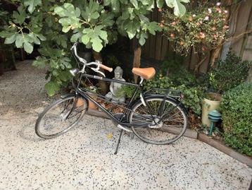 Batavus groot frame 62 rijklaar. BIEDEN.  beschikbaar voor biedingen