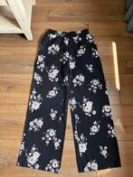Losse zwarte broek met bloemen van Anna Field maat 38, Kleding | Dames, Broeken en Pantalons, Maat 38/40 (M), Anna Field, Zwart