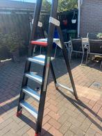Altrex taurus met5 treden., Doe-het-zelf en Verbouw, Ladders en Trappen, Ophalen of Verzenden, Zo goed als nieuw, 4 meter of meer