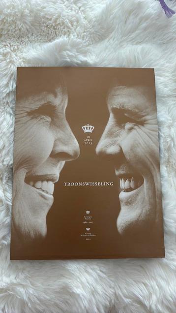 Troonswisseling 2013 beschikbaar voor biedingen