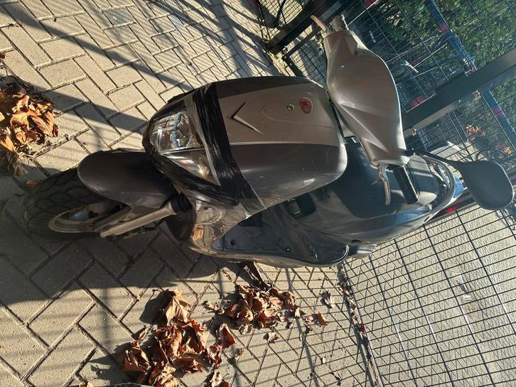 Kymco Agility 50cc Scooter - Gebruikt, Fietsen en Brommers, Brommeronderdelen | Scooters, Gebruikt, Kymco, Overige typen, Ophalen of Verzenden