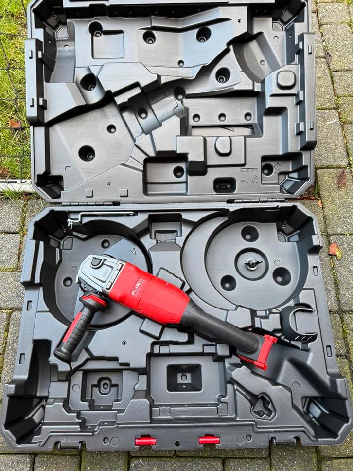 Milwaukee m18flag230xpdb 230 mm slijptol body nieuw, Doe-het-zelf en Verbouw, Gereedschap | Slijpmachines, Nieuw, Haakse handslijpmachine