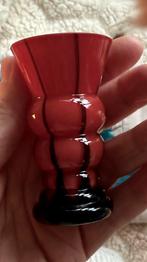 Kleine borrelglaasjes of kleine vaasjes, Antiek en Kunst, Ophalen of Verzenden