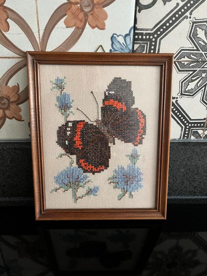 Vintage Borduurwerk Vlinder in Lijst, Huis en Inrichting, Woonaccessoires | Schilderijen, Tekeningen en Foto's, Gebruikt, Overige typen