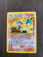 Base set Charizard 4/102 Engels, Hobby en Vrije tijd, Verzamelkaartspellen | Pokémon, Ophalen of Verzenden, Gebruikt, Losse kaart
