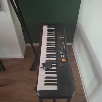 Yamaha PSR-F52 beschikbaar voor biedingen