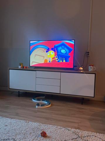 Tv meubel Jysk - 180cm breed beschikbaar voor biedingen