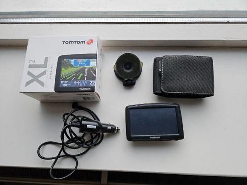 Compleet Tomtom XL2 navigatiesysteem incl hoes, Auto diversen, Autonavigatie, Gebruikt, Ophalen of Verzenden
